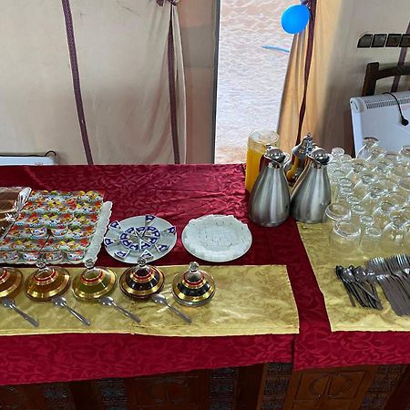 Accommodation Le Touareg Merzouga Luaran gambar
