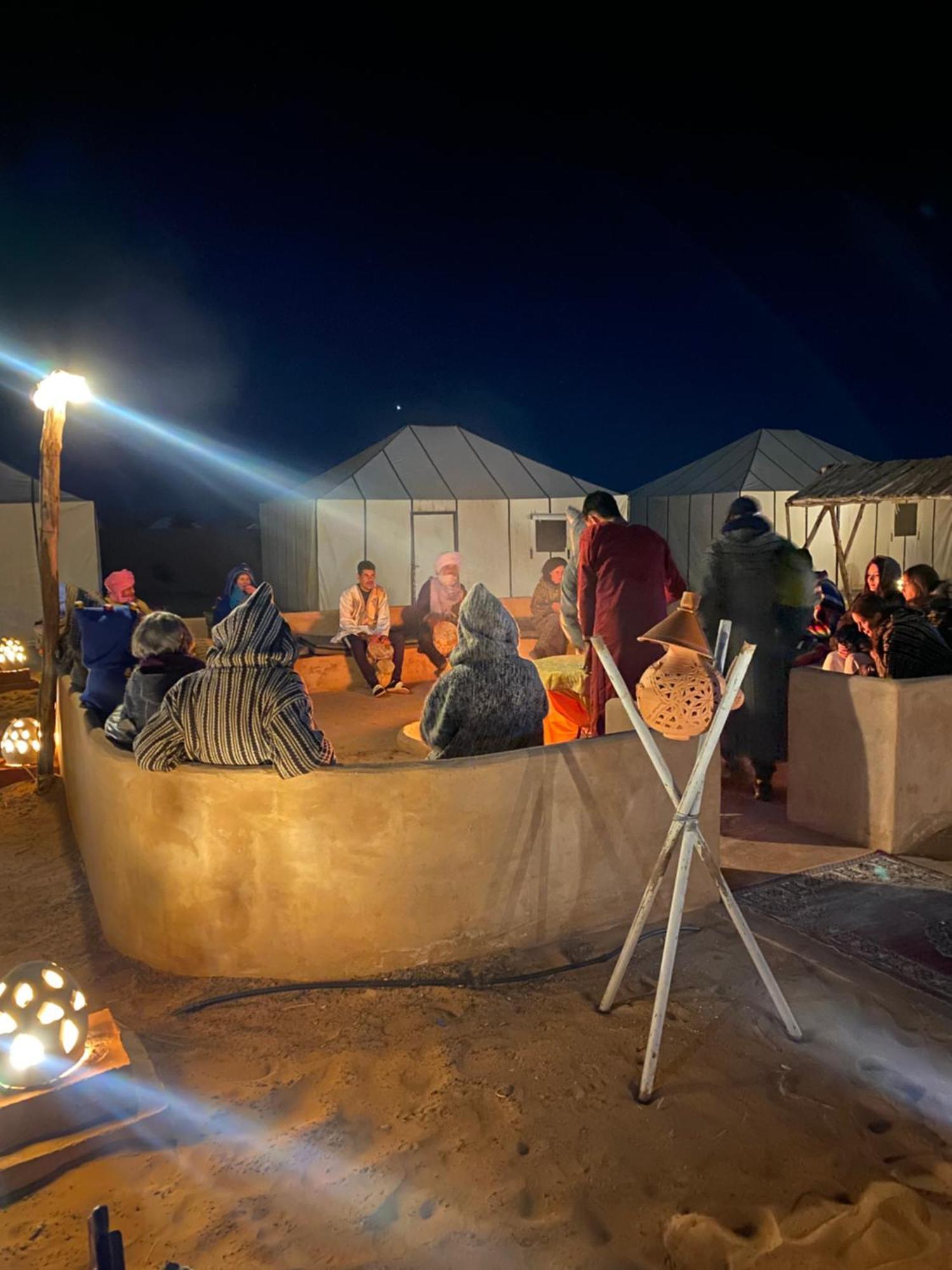 Accommodation Le Touareg Merzouga Luaran gambar